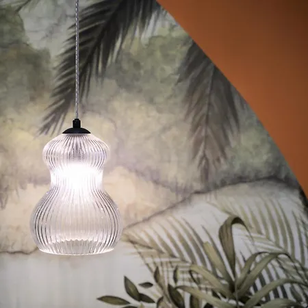 Les Lumieres 4*