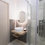 Nocleg ze śniadaniem Les Lumieres 4*